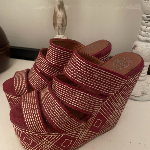 Jeffrey Campbell wedges - Picture 3 of 4